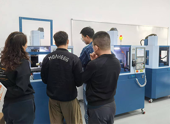 Do you know what a CNC machining center is?